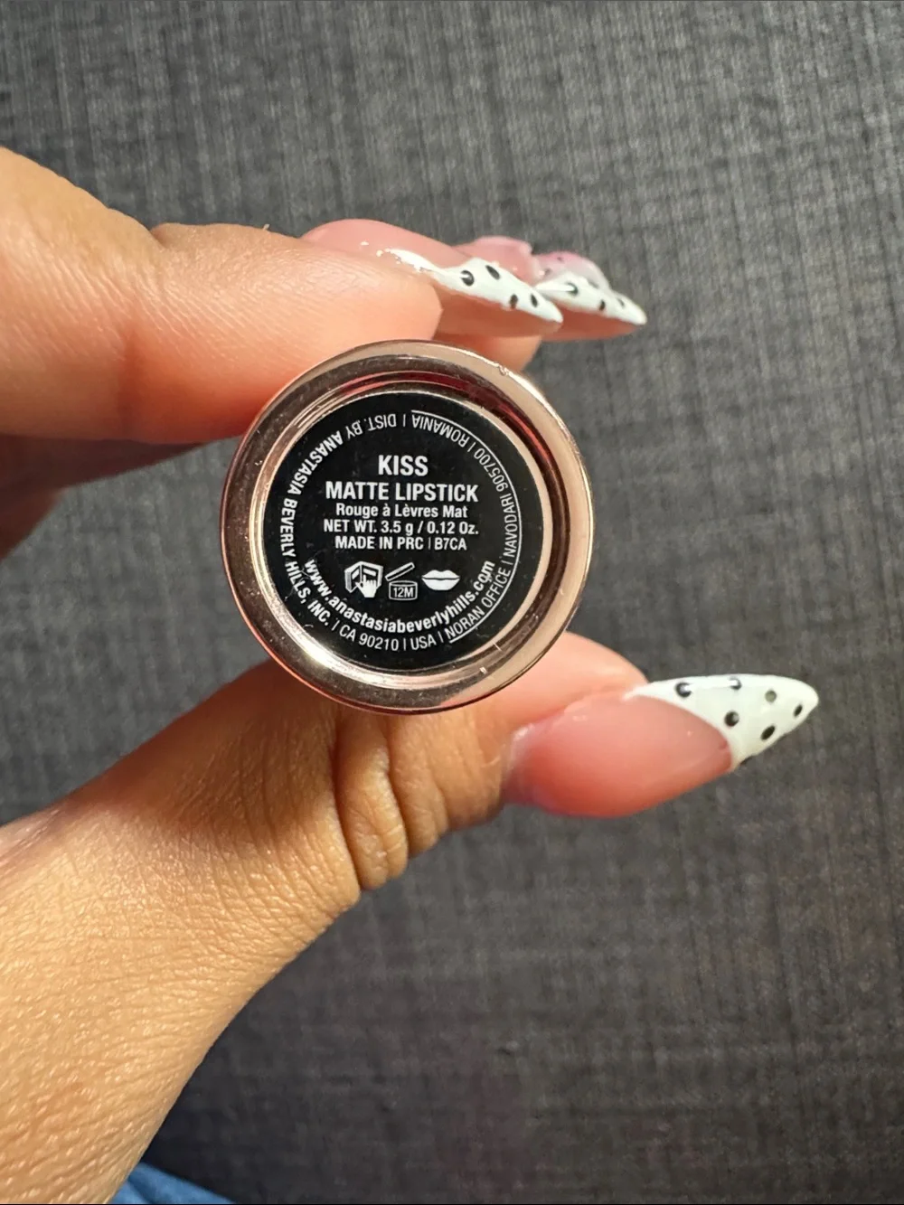 Anastasia Beverly Hills matte lipstick - shade Kiss